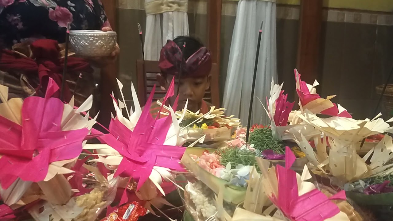 balinese ceremony 
