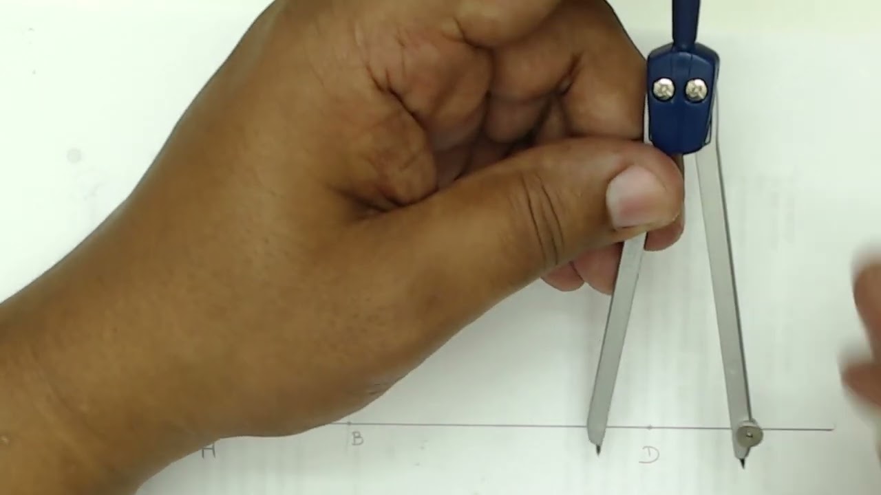 Como fazer um ângulo de 60° com régua e compasso.