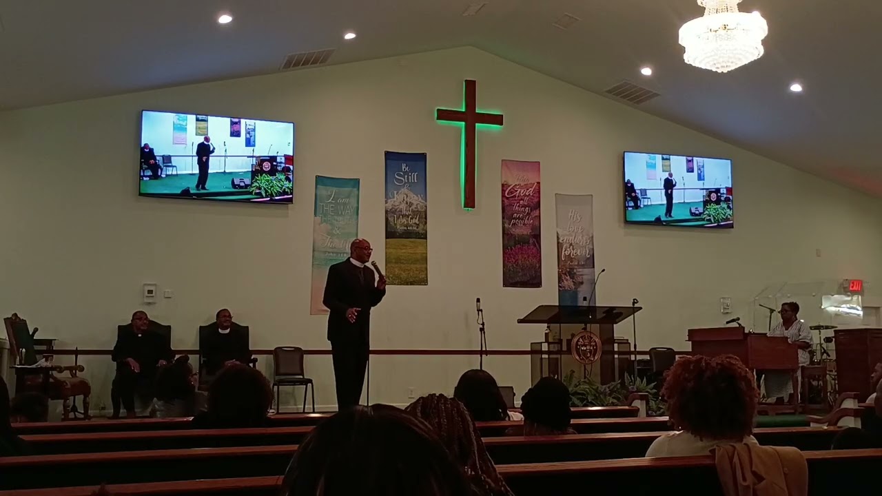 Supt. Dwaine Guyton Preaching @ The 1st Church "Watch Nite" 2025 Service On Wednesday Nite 12/31/25