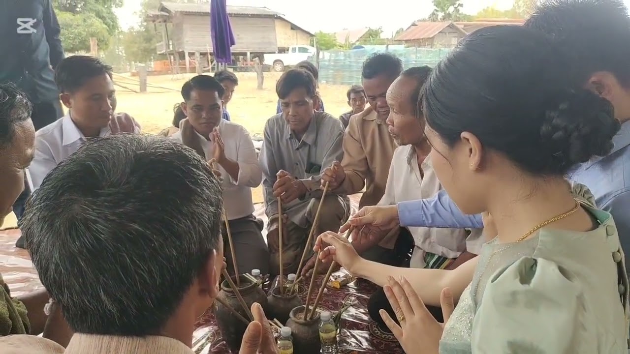 ຮີດຄອງປະເພນີຢູ່ສປປລາວ