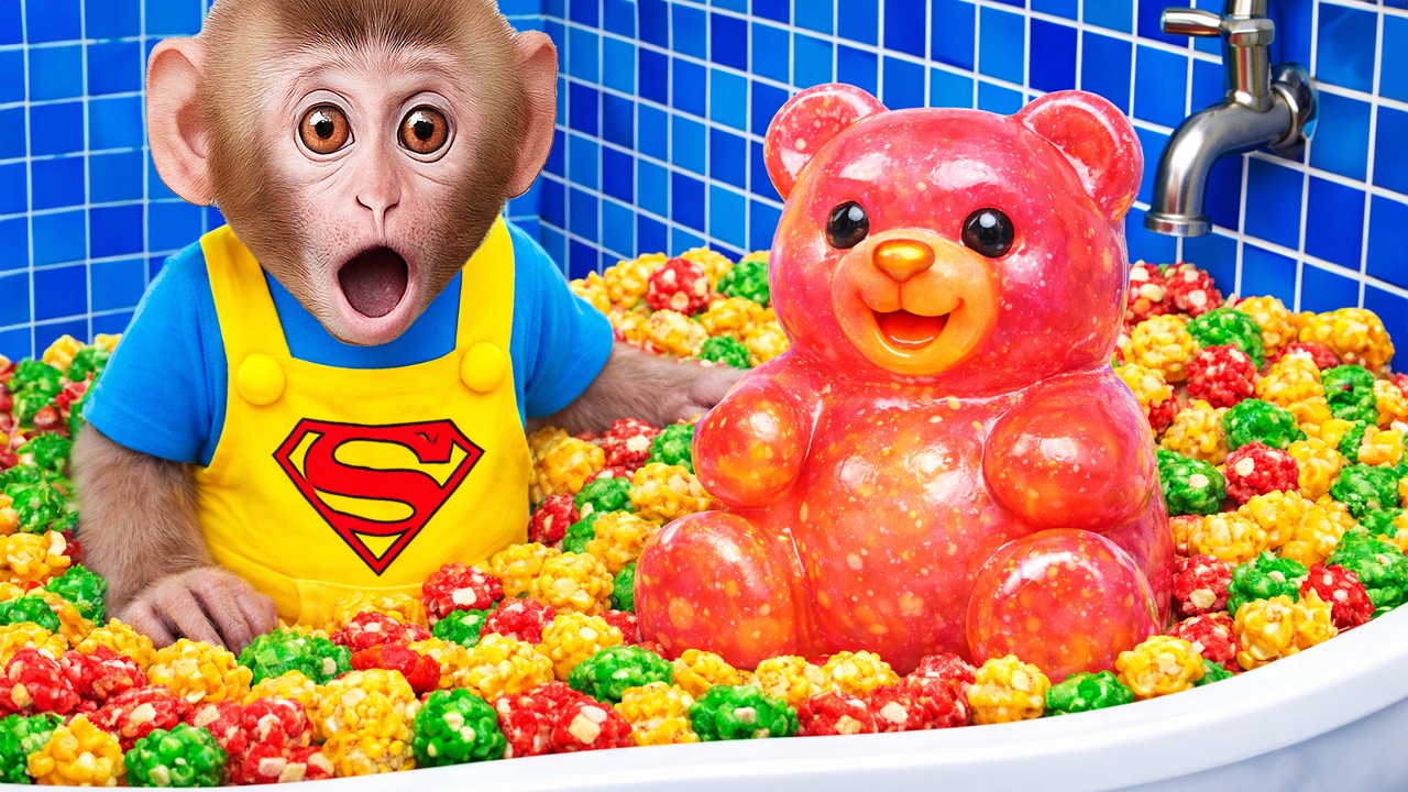 Bebé Mono Baba Hace un Show de Juegos en el Parque y Explora la Cueva de Caramelos 🍭 |MONO BABA ESP