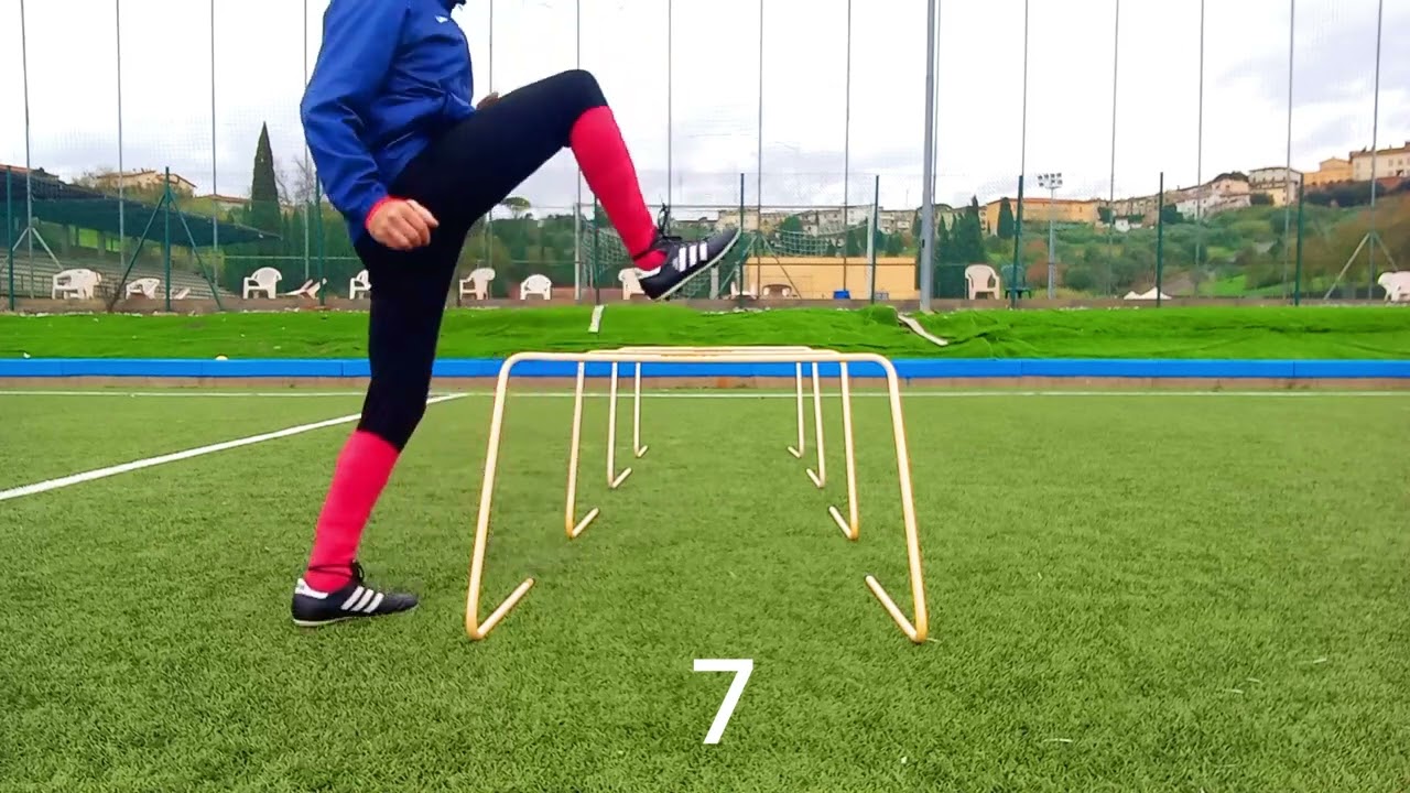 18 ESERCIZI DI MOBILITA ARTICOLARE CALCIO CON OSTACOLI