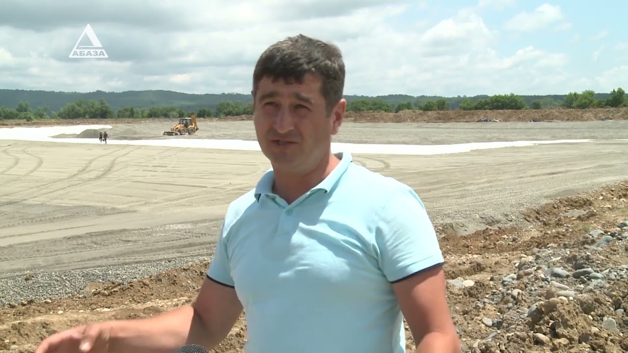 Строительство мусорного полигона и сортировочного центра в Гулрыпше завершится к концу года