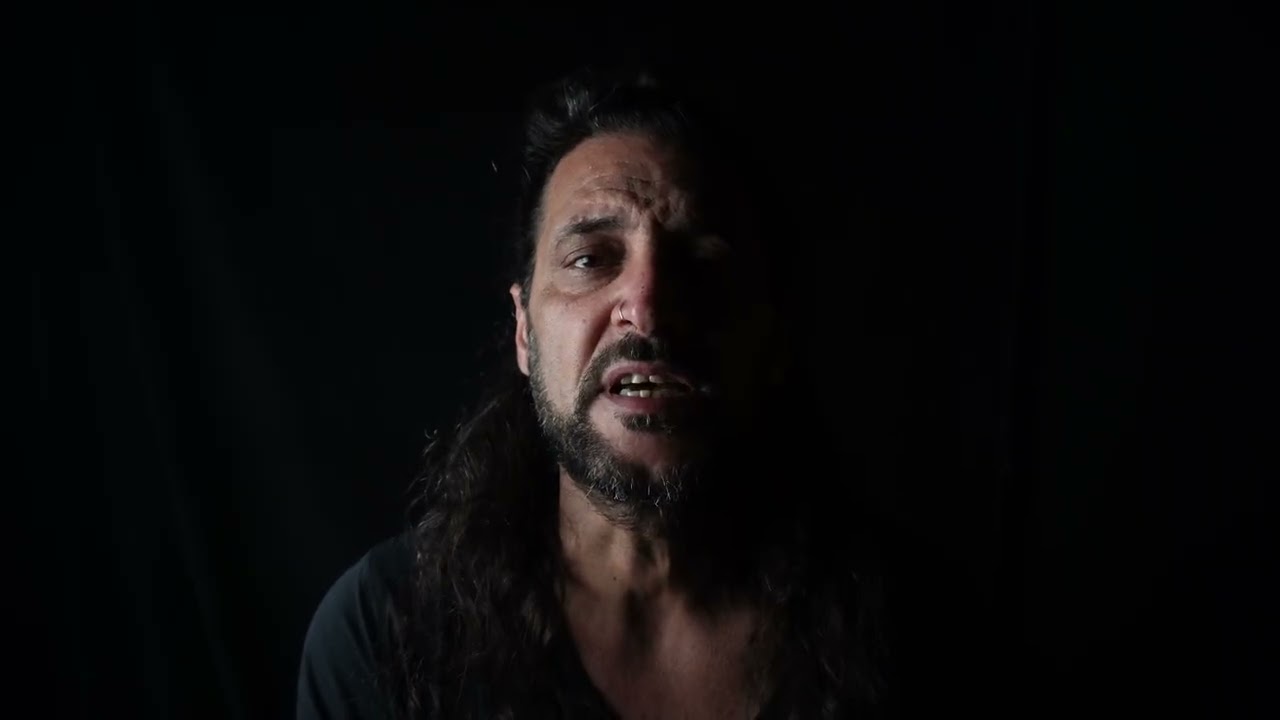 @soundive (Αυτό που τραγουδώ)Στίχοι Μουσική: Πέτρος Βασιλείου.