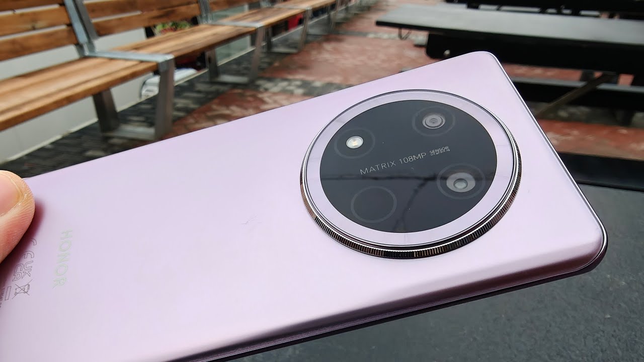 HONOR Magic7 Lite Unboxing; A Rugged Phone with 108 MP Camera and 6600 mAh Battery