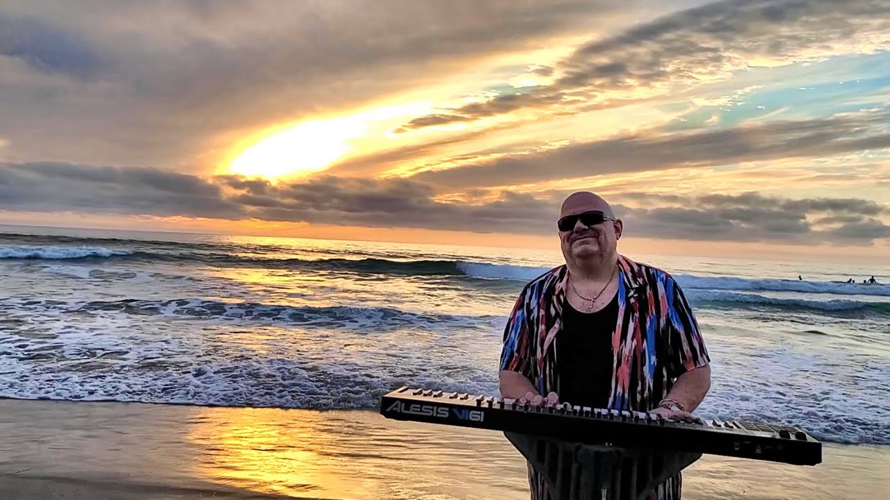 Eric Ragno rocks the beach with his Alesis VI49