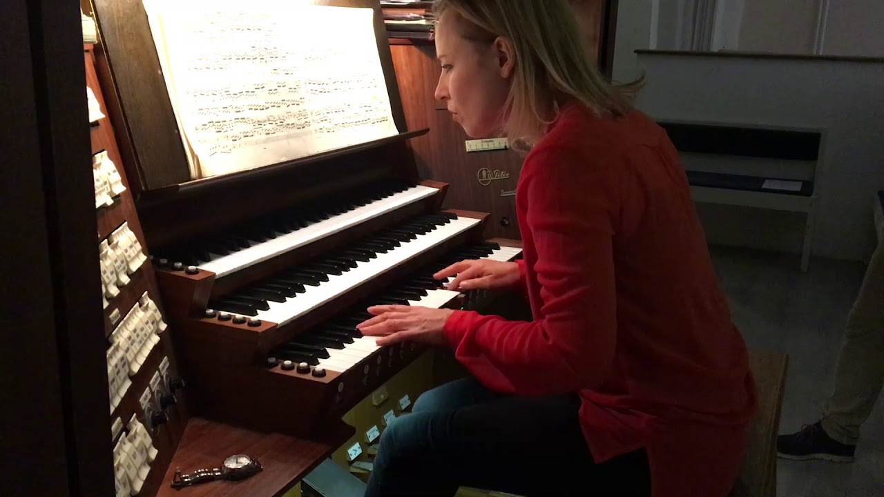 Daniela Timokhine plays Bach Fantasie&Fugue g minor BWV 542 •  St.Petersburg
