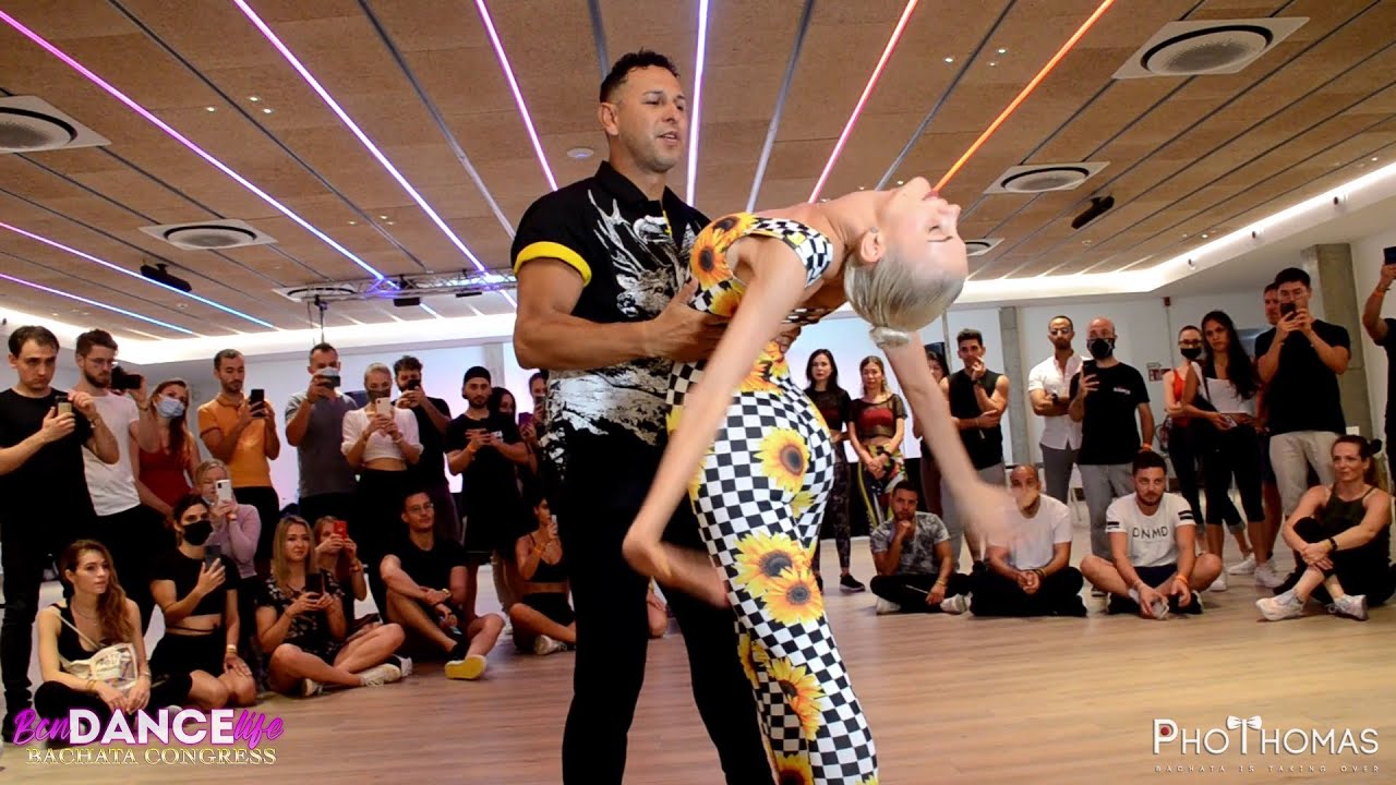 Azael & Sindi 🌻 Pareja Del Año 🌻 @ BCN Dance Life Bachata Congress 2021