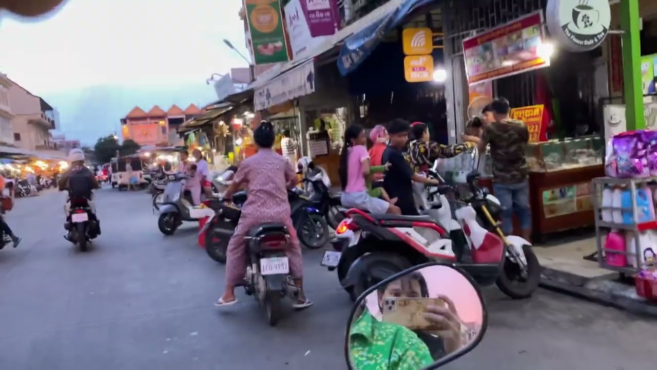 តាមវិថីពេលល្ងាចតាមផ្សារ #simple #travel  #streetfood #Monetize YouTue#1000subscriber #4000watchtime 