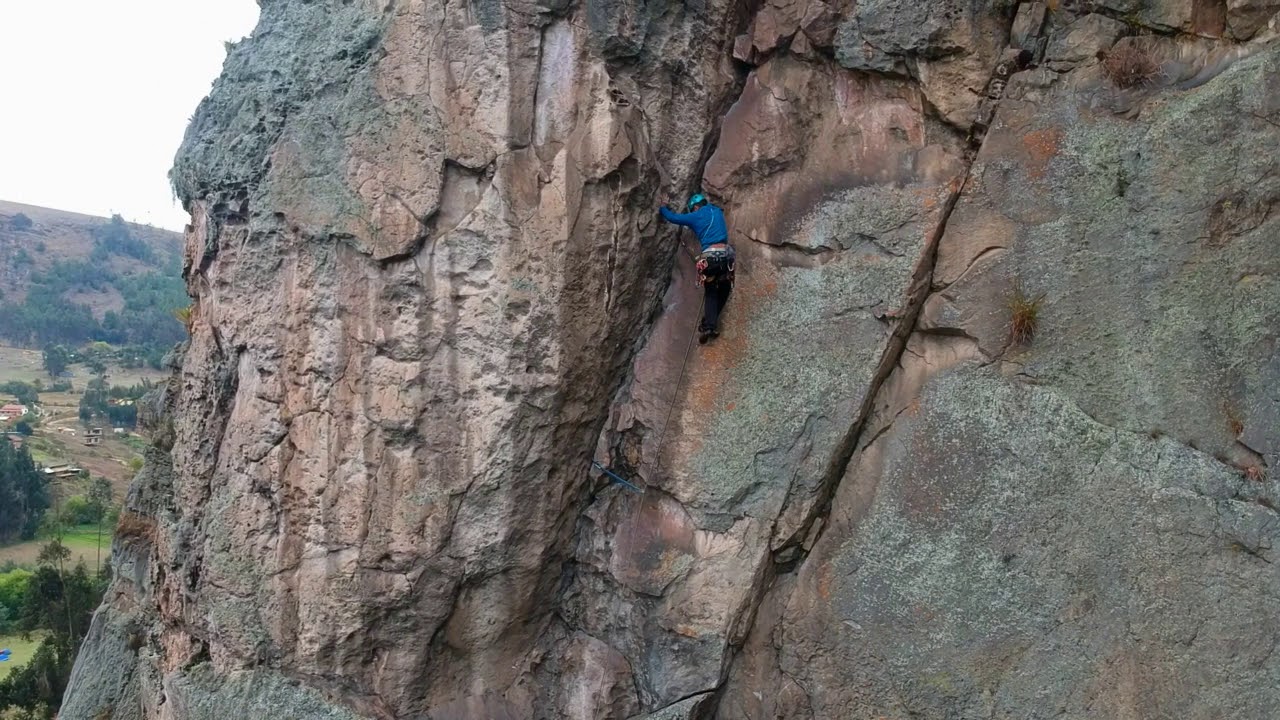 Suesca, escalando en roca