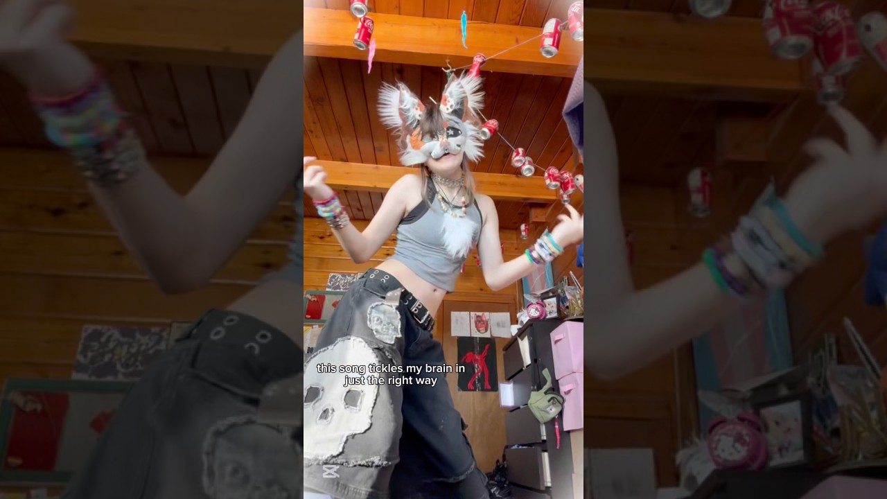 why did YouTube cook the quality🫩 #furry #alterhuman #therianthropy #therian #catmask #therianmask
