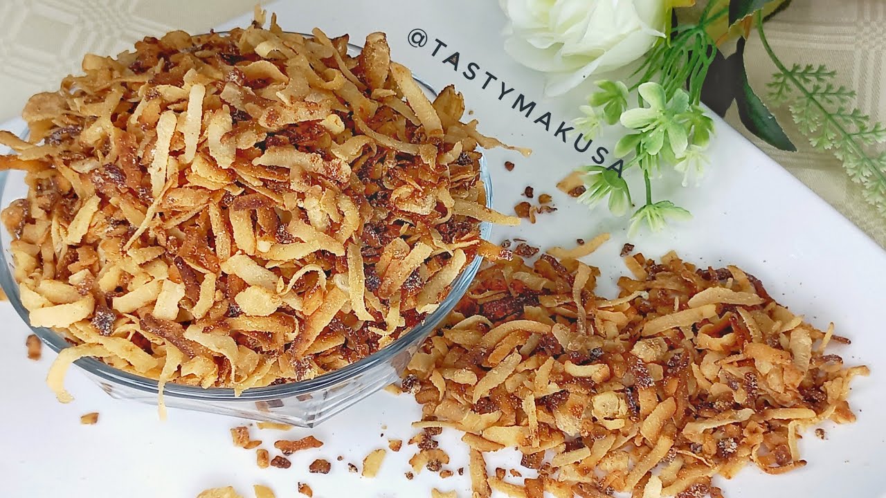 NIAMPOULE/ COCONUT CHIPS/ NOIX DE COCO CARAMELISEE/ FRIED COCONUT. A CONGOLESE SNACK
