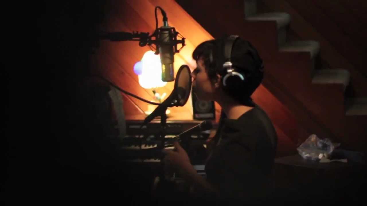 PHOX UNBLUSHING - 4. Engine Runner