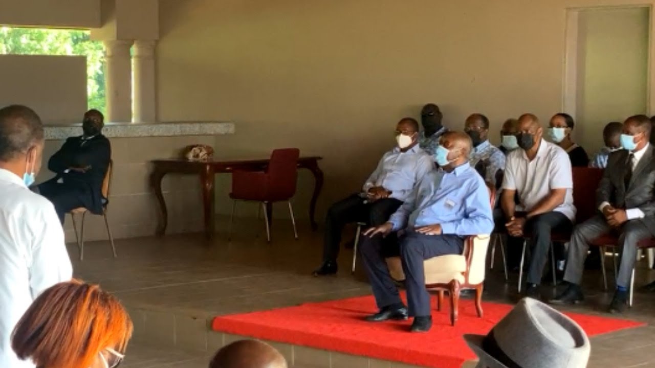 Le Président Gbagbo reçoit les chefs traditionnels à sa résidence de Mama