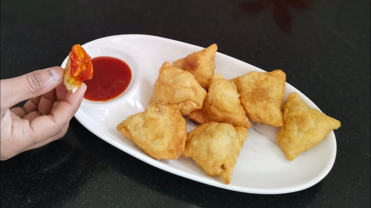 मिनी समोसा झटपट बनाए 💕 | masala samosa | spicy mini samosa | Aalu bharva samosa