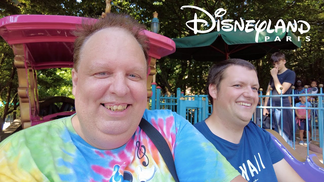 Disneyland Paris Casey Junior and Jordi is having Spaghetti
