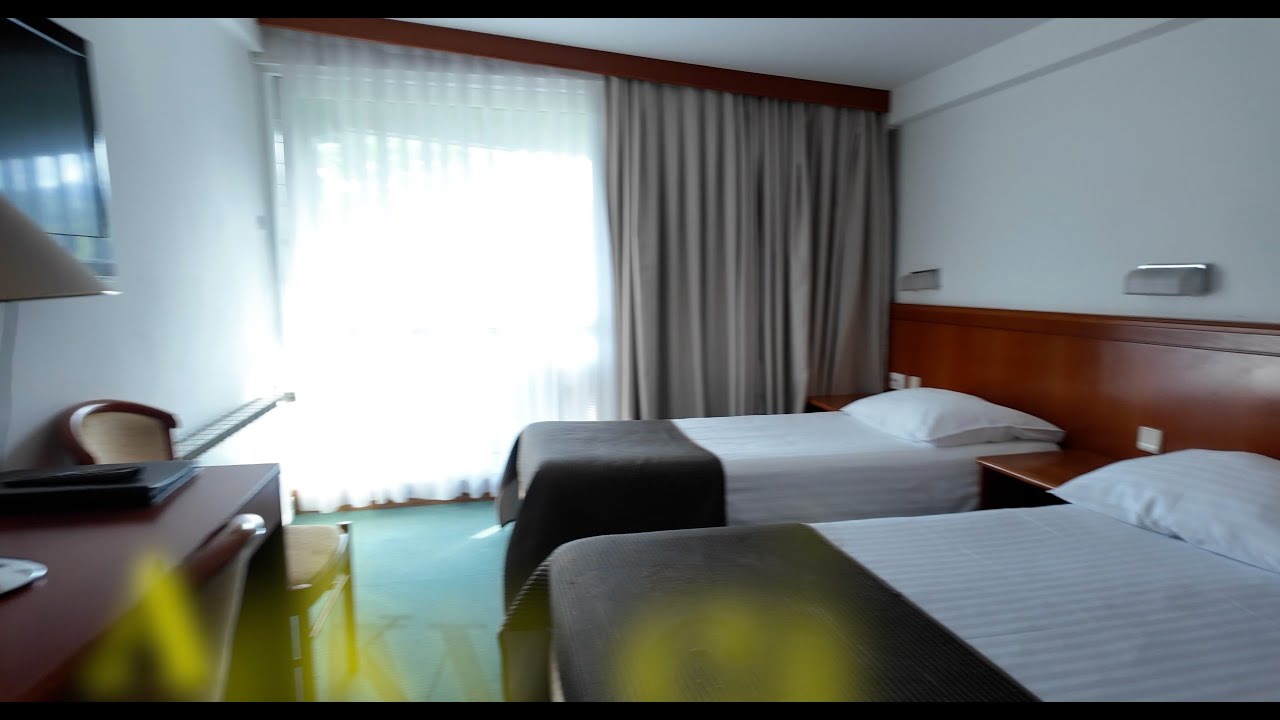 Is Hotel Jezero the best place to stay in Plitvice Lakes National Park in Croatia? Room walkthrough