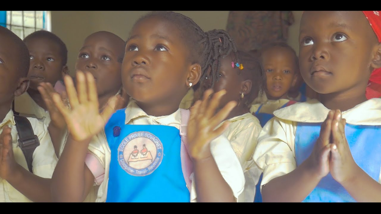 DANAPIH SAUVONS LES ENFANTS feat DéGosPa CLIP OFFICIEL