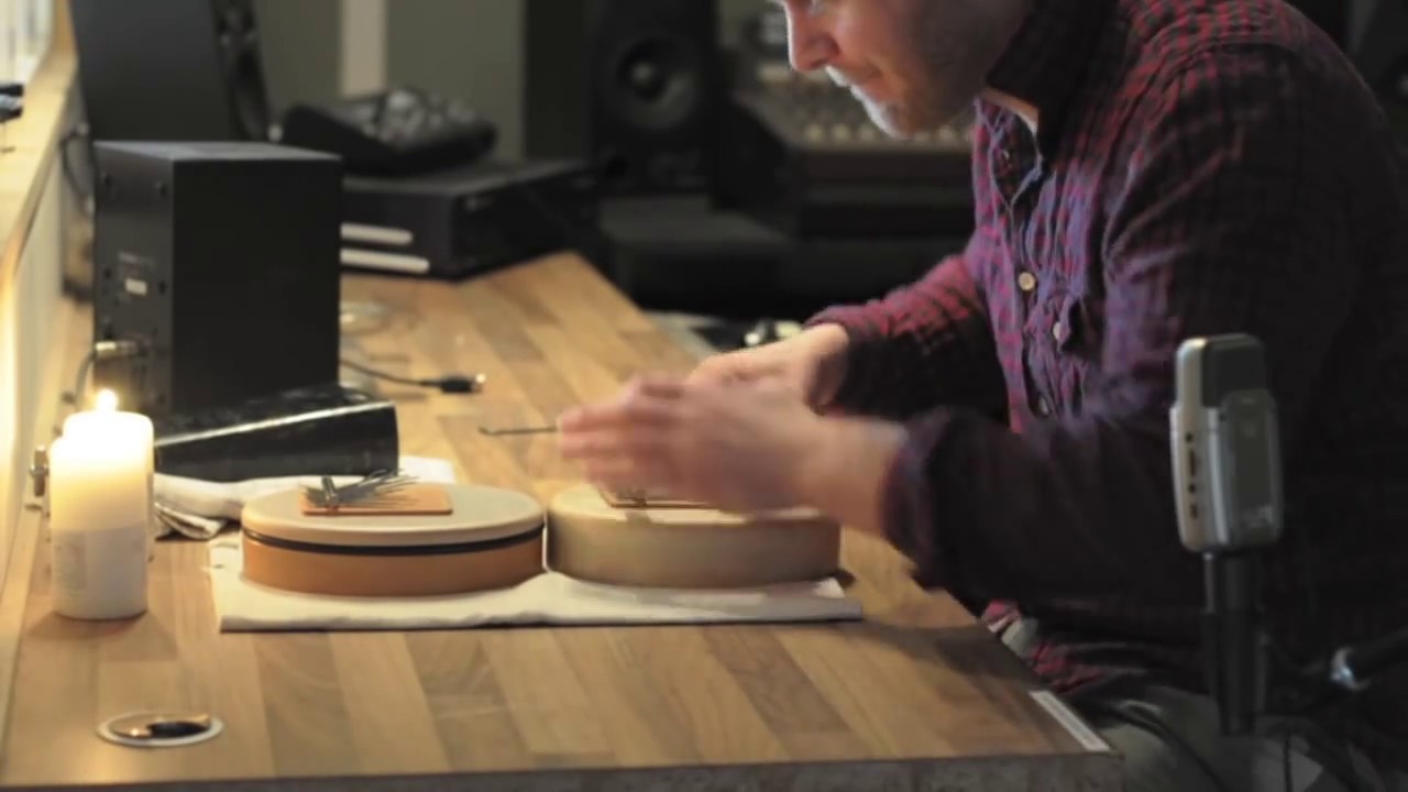 Funky R´n´B ish Kalimba groove on 2 Kalimbas