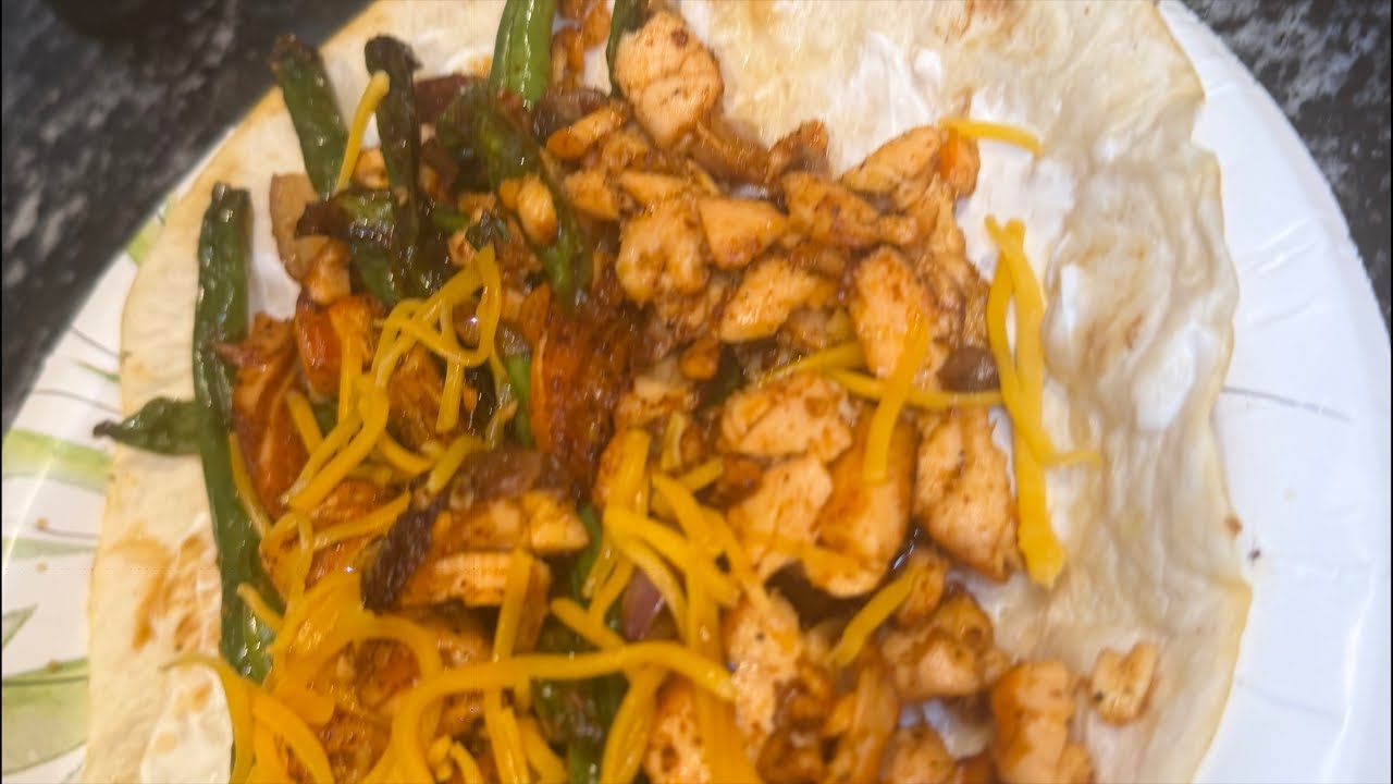 Army dinner ! Salmon tacos ! #army