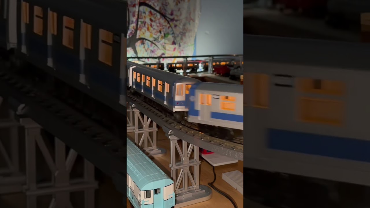 Running O scale subway trains