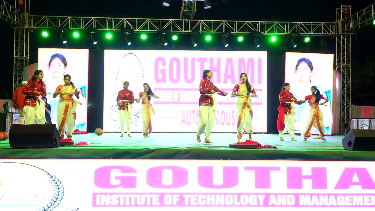 Vasthava janaki song #ali #trending #collegedays #viral