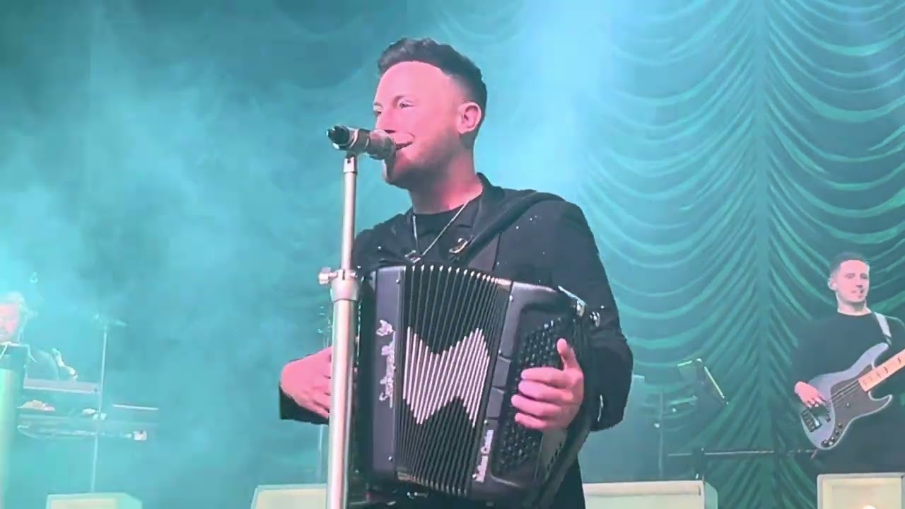 Nathan Carter singing “Good Time Girls” - Manchester, 1st March 2024.