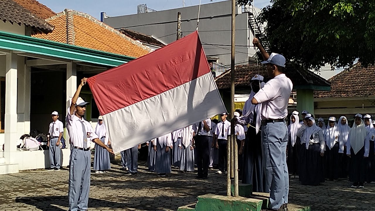 UPACARA RUTIN SETIAP HARI SENIN PAGI || SLB-B NEGERI TULUNGAGUNG