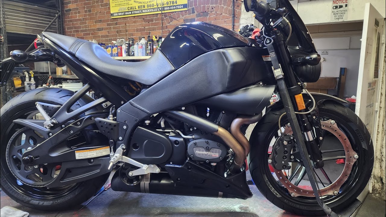 BUELL BLACK LIGHTNING XB12S CG THUNDERSTORM 103HP  THE PINNACLE OF AIR COOLED AMERICAN V-TWINS 2009