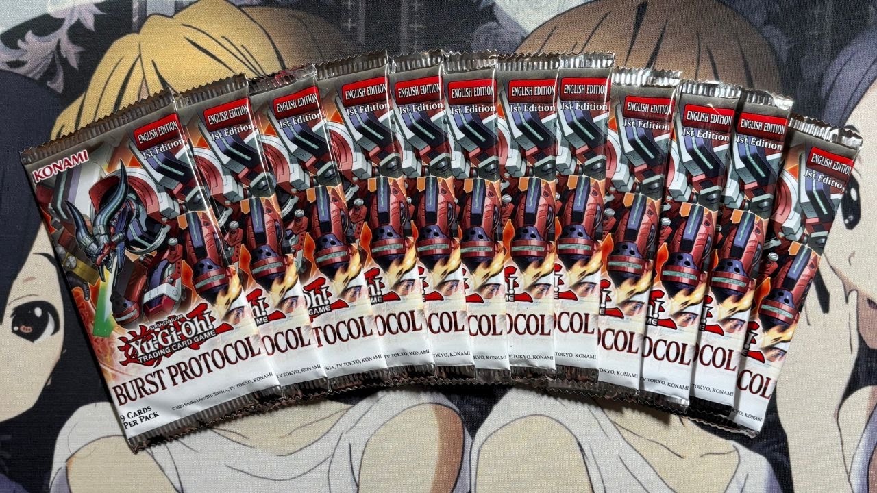 Открытие восемнадцати бустерных наборов Burst Protocol для карточной игры Yu-Gi-Oh!