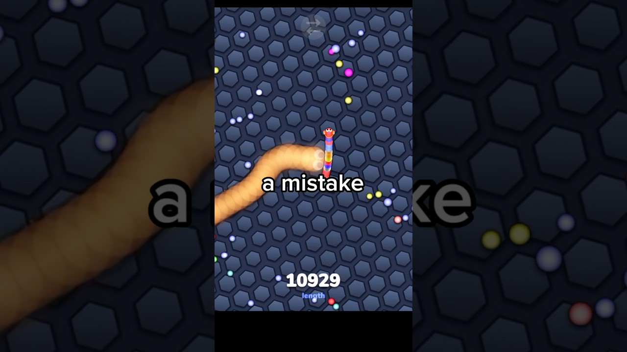 Giving 10,000 mass to a snake😳 Slither io