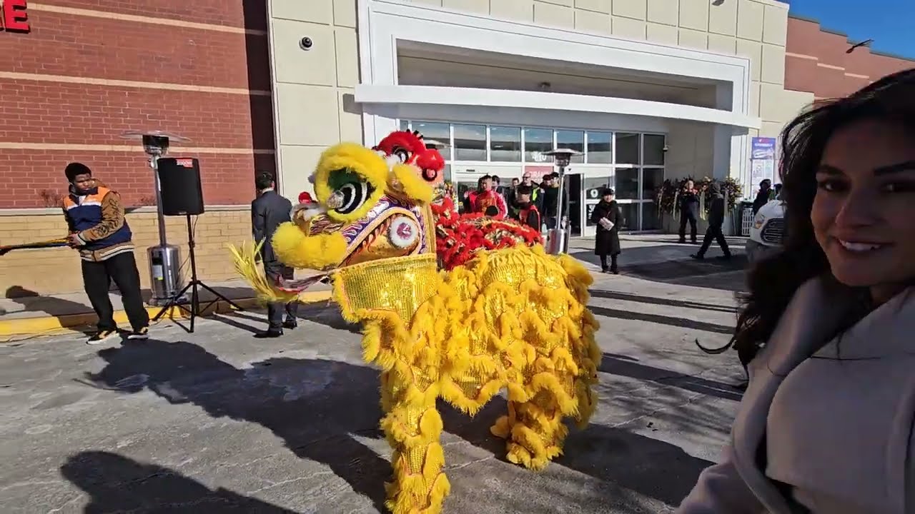 Chinese Lion Dance - H Mart Grand Opening - Schaumburg, IL - Jan 29 2026