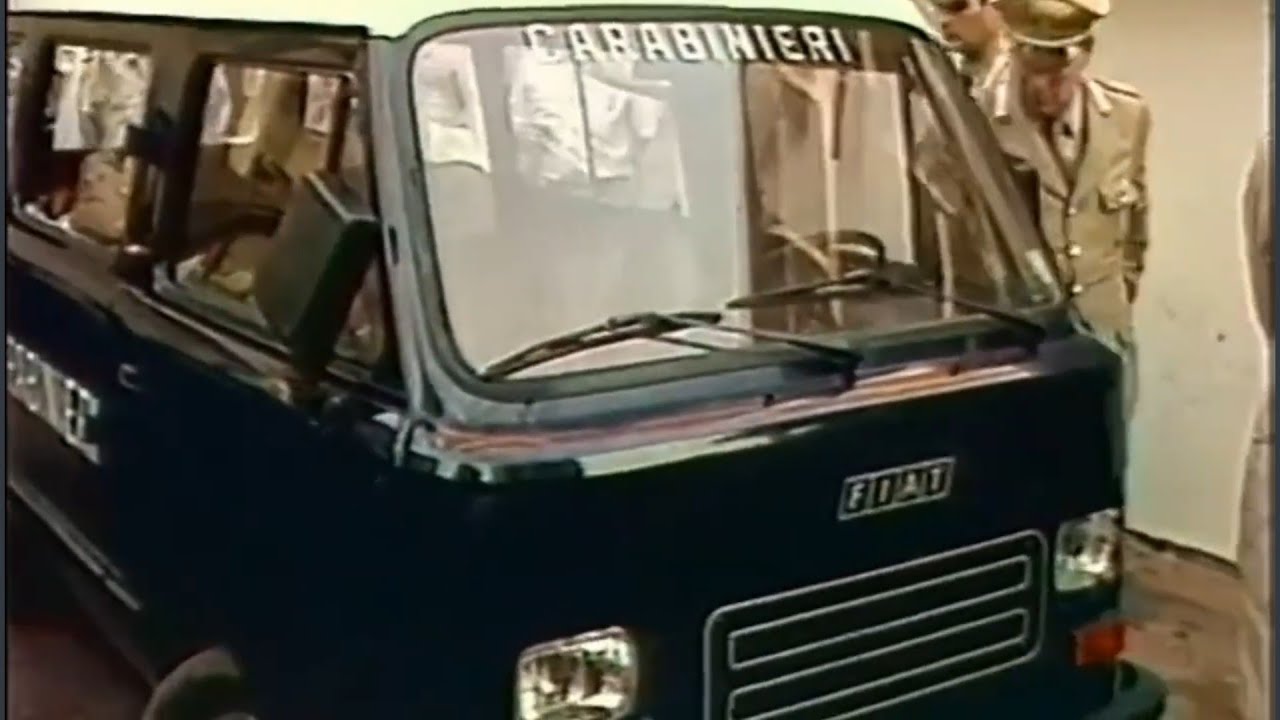 carabinieri; mab, divisa caki e pulmino 850/900...