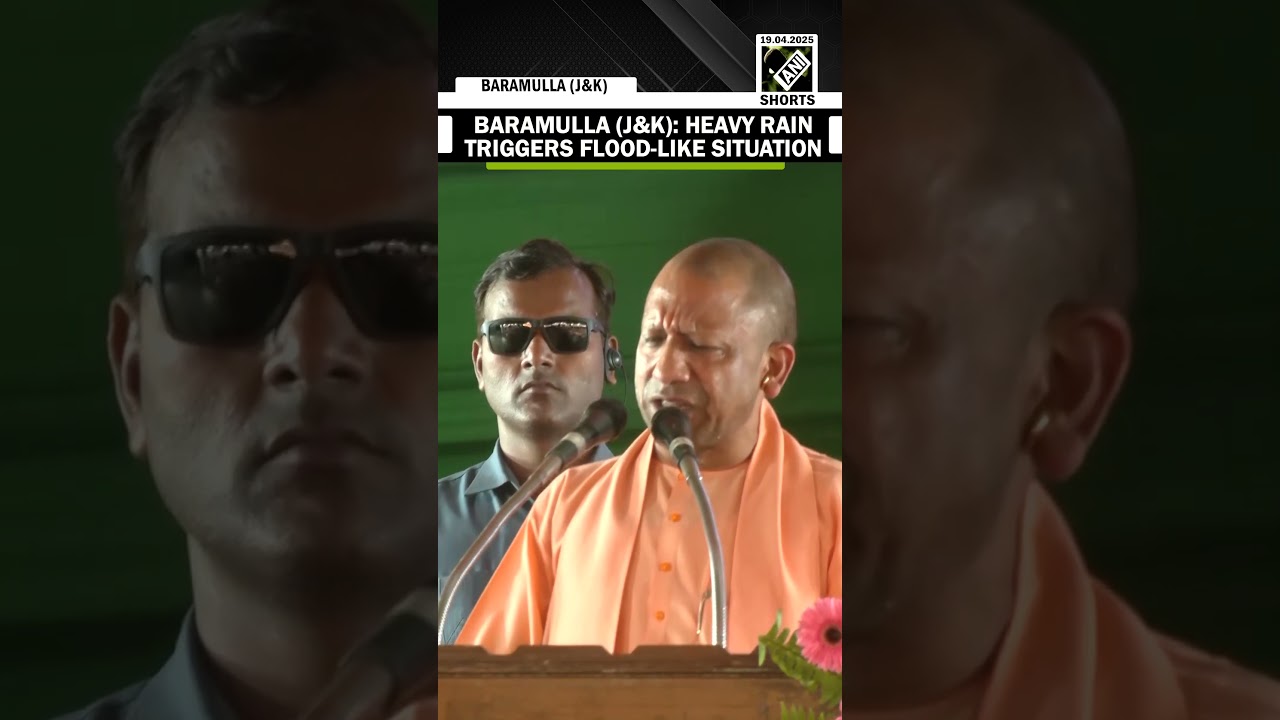 UP CM Yogi inaugurates several projects worth Rs 1500 crores in Gorakhpur