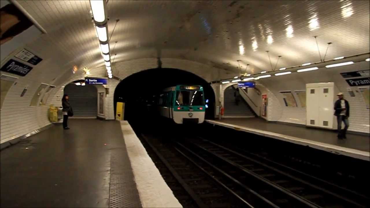 Metro Paris: Ein und Ausfahrten von MF77 im Bhf. Pyramides