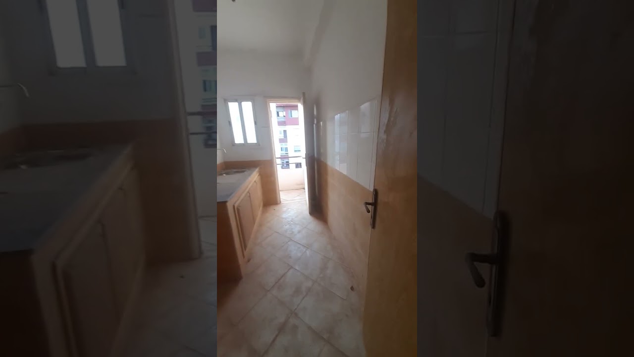 شقة للبيع طابق4 نور 2تامسنا ثمنها 21مليون 0652374410