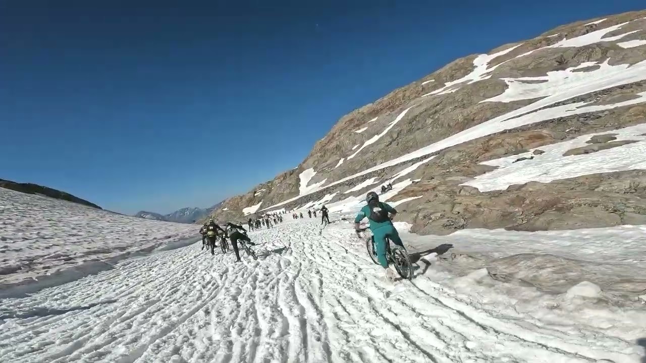 Megavalanche 2023 Main Run : GoPro Raw. Lost my watch in the snow !