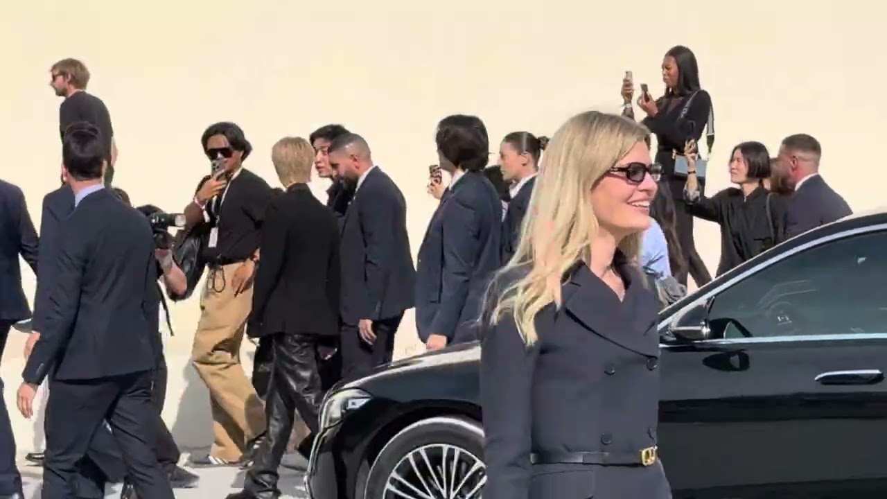  Ji-min 박지민 Jimin from bts ARRIVE IN DIOR SHOW IN PARIS