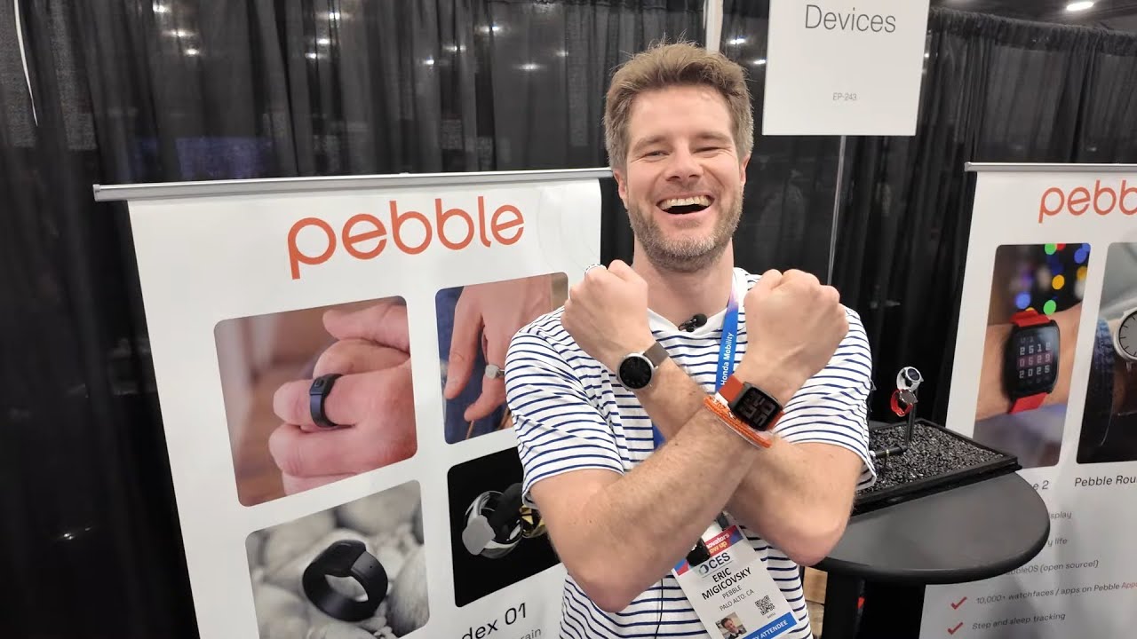 Генеральный директор Pebble Core Devices Эрик Мигиковски на выставке CES 2026: Pebble Round 2, Pe...
