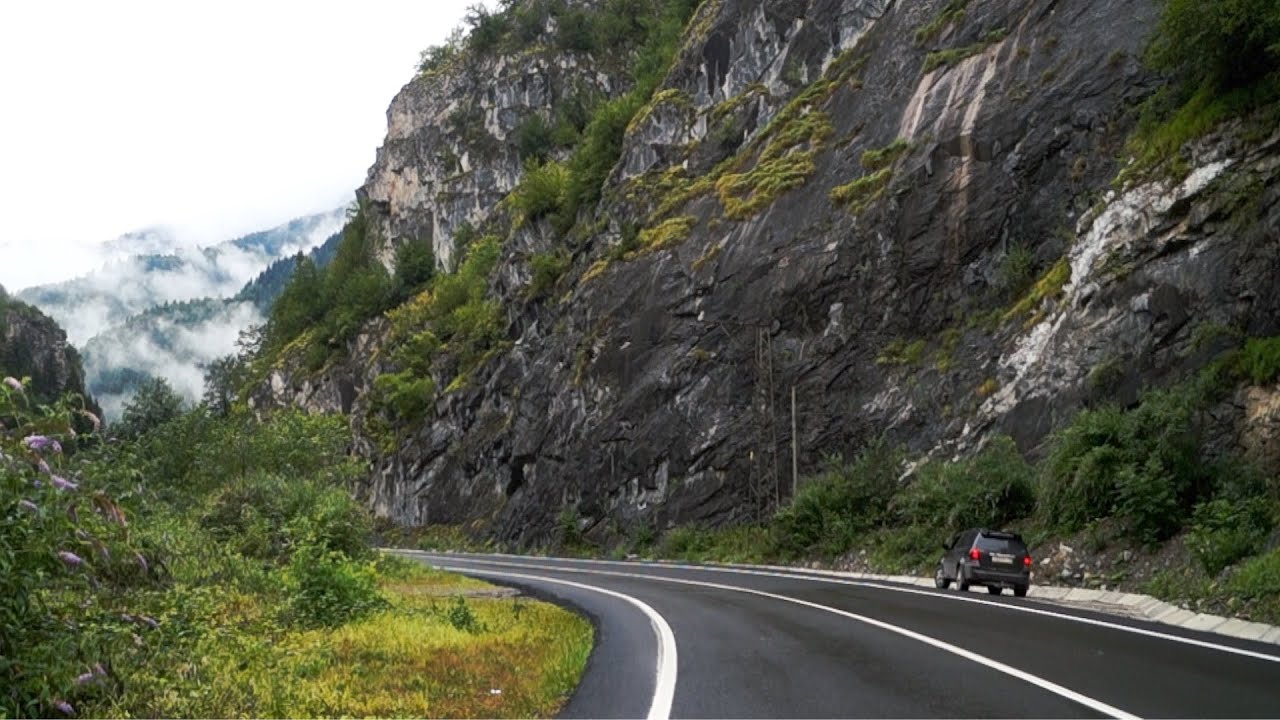 Sümela Manastırı'ndan Maçka'ya giden yol, Altındere Vadisi Milli Parkı