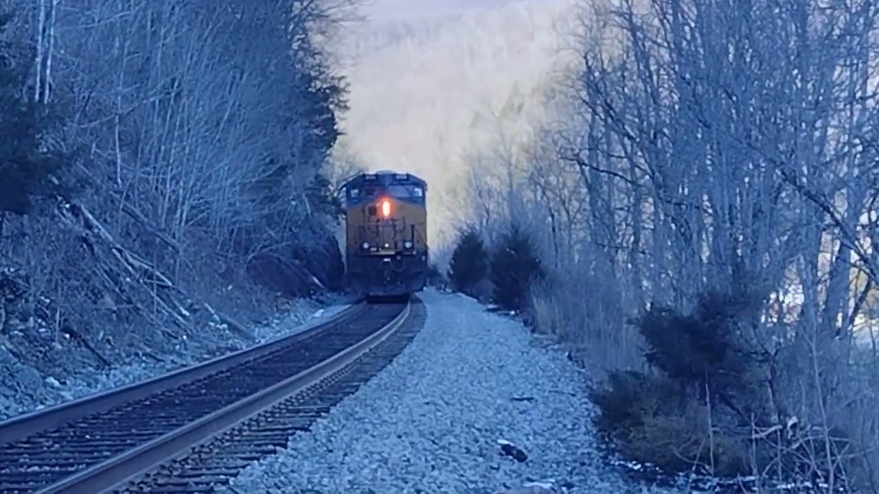 E403 & M653 between Osborne's Curve and Dungannon Virginia on the Clinchfield February 7 2026