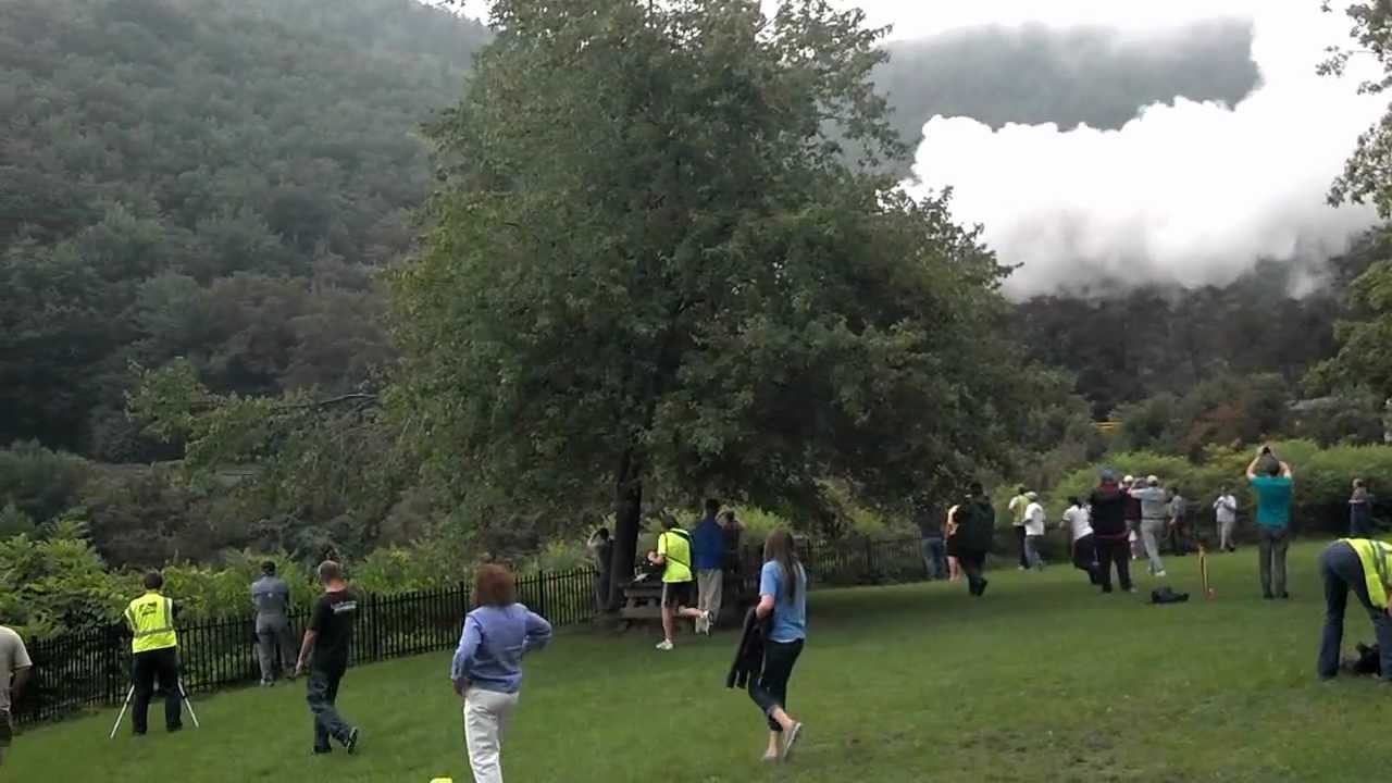 NKP 765 climbing Horseshoe Curve