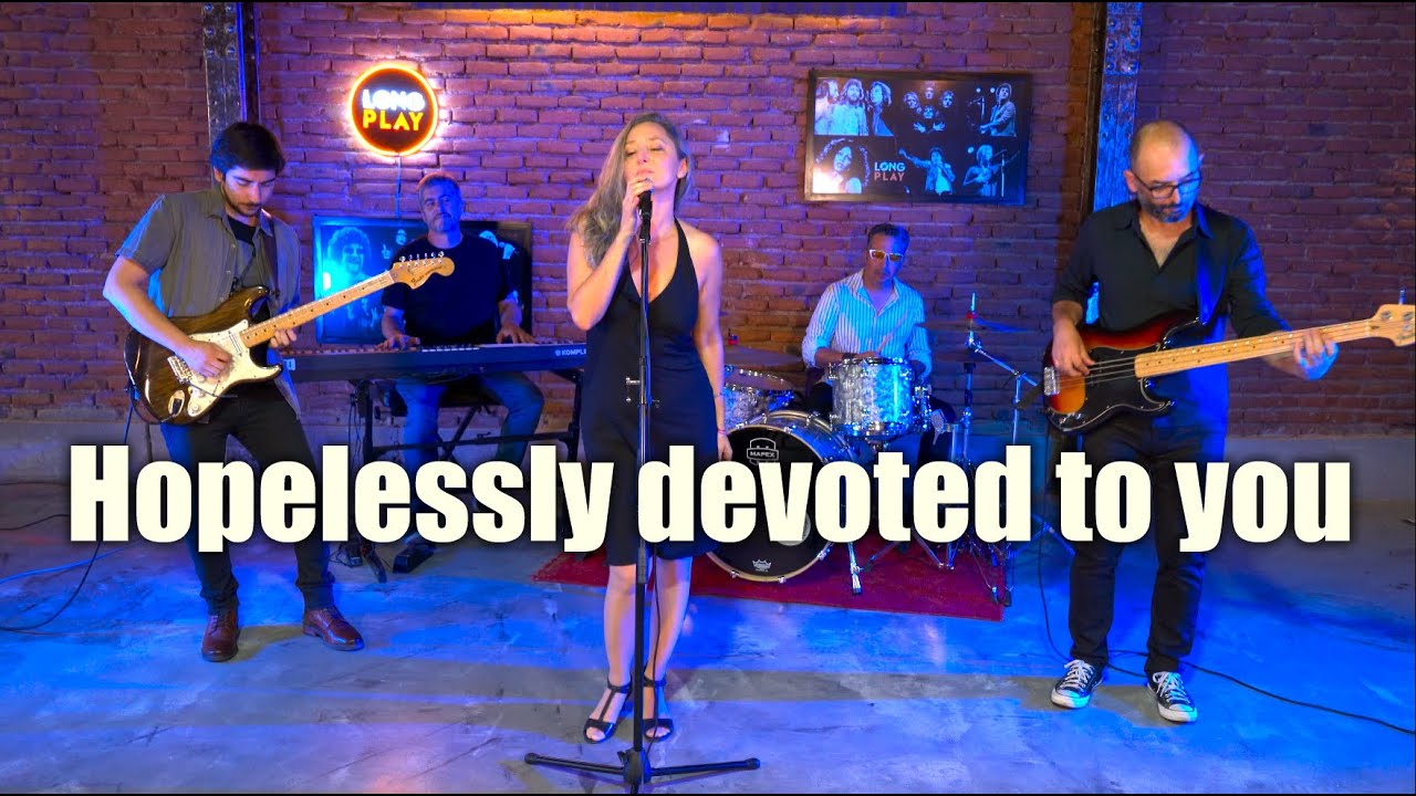 The Olivia Newton Band - Hopelessly Devoted To You (cover)