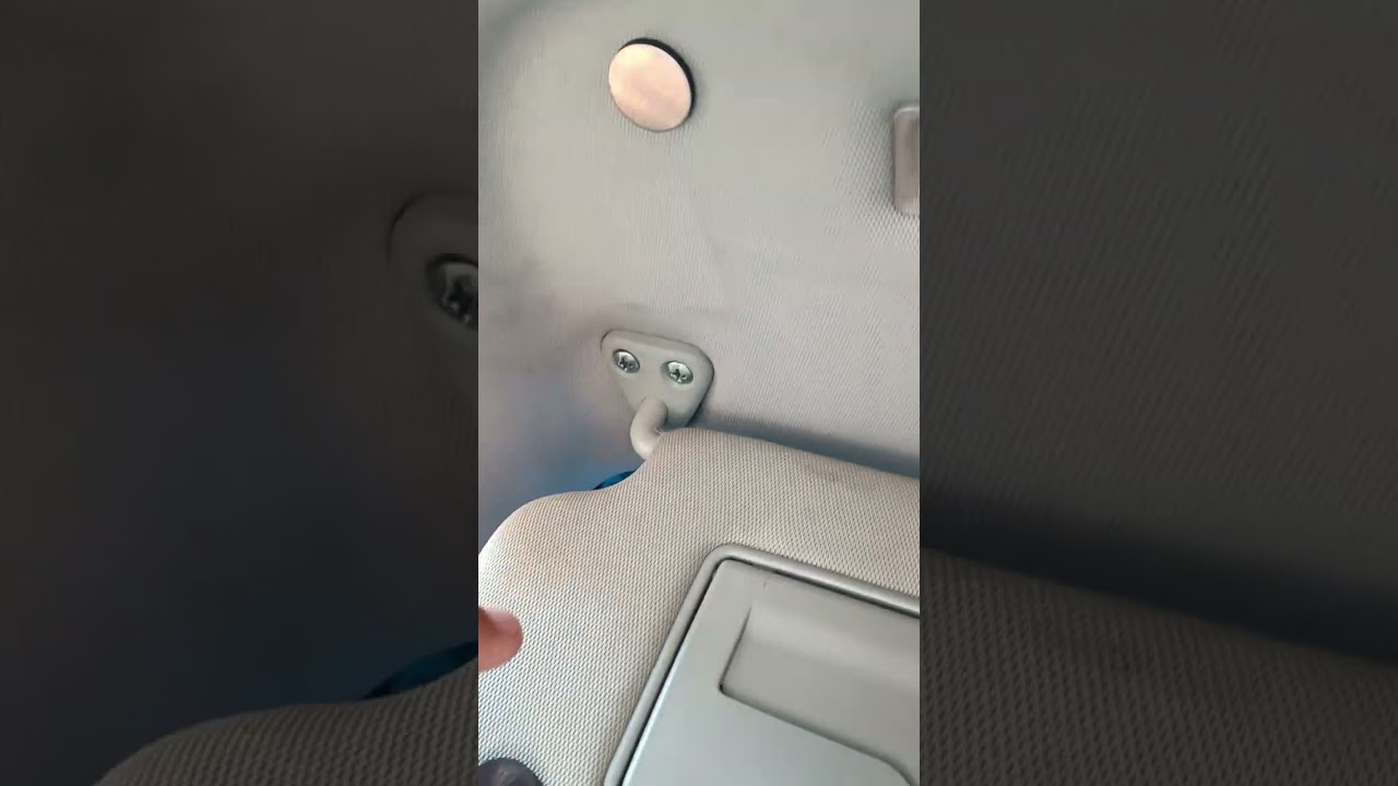 Quebra sol da Tucson caindo , como fazer um paliativo rápido.