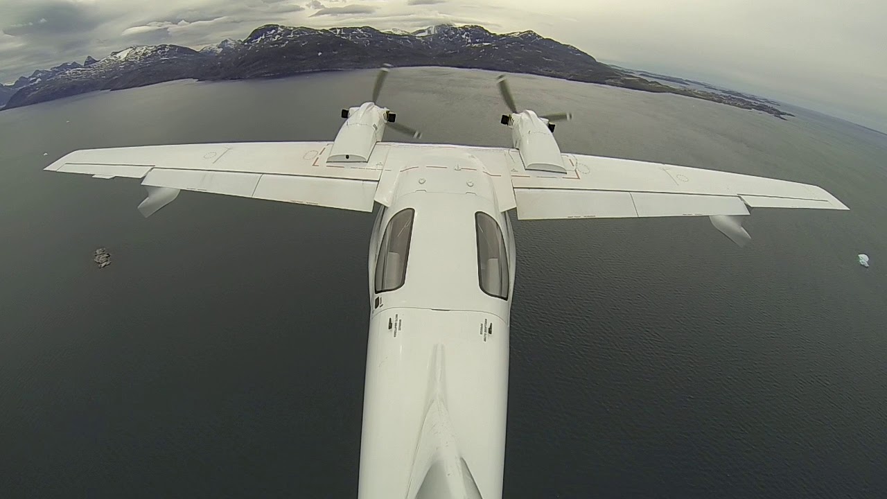 ЛА-8 заход на посадку  и посадка в Nuuk