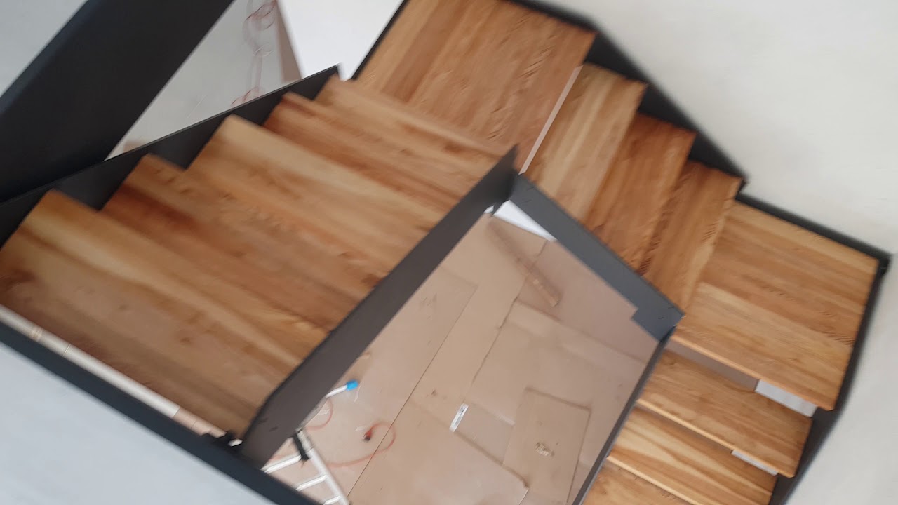 Schody nowoczesne na konstrukcji metalowej z nutą Industrialu