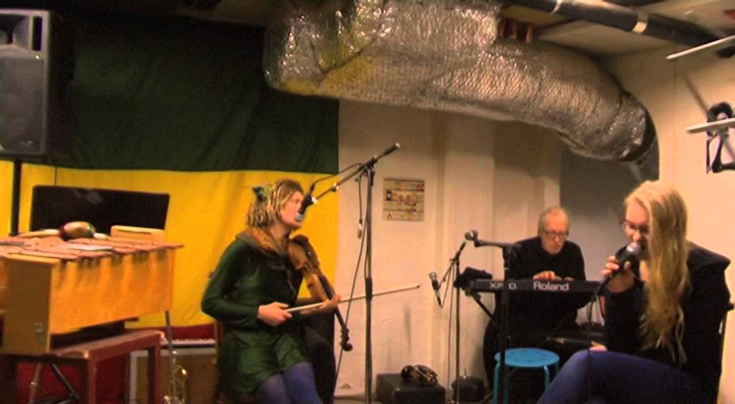 One Step feat Cassandra Rinaldo - Fire ORIGINAL