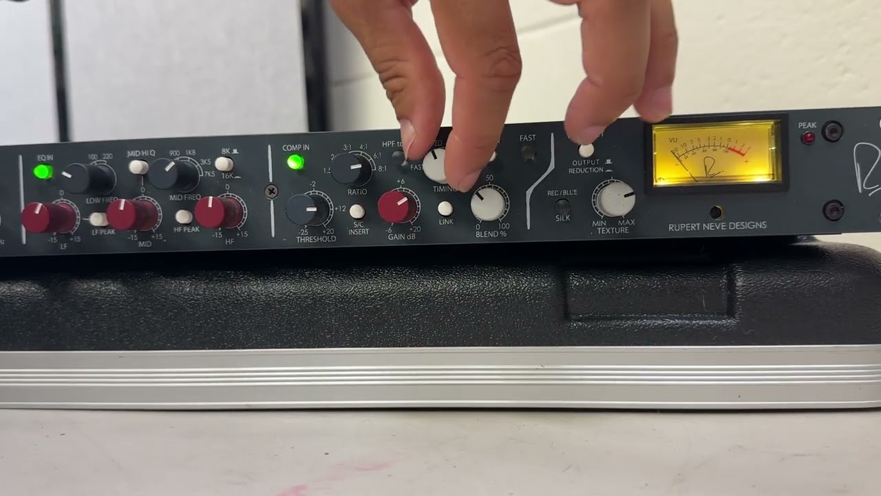 Lot # : 25 Rupert Neve Designs 5035 Shelford 1/4