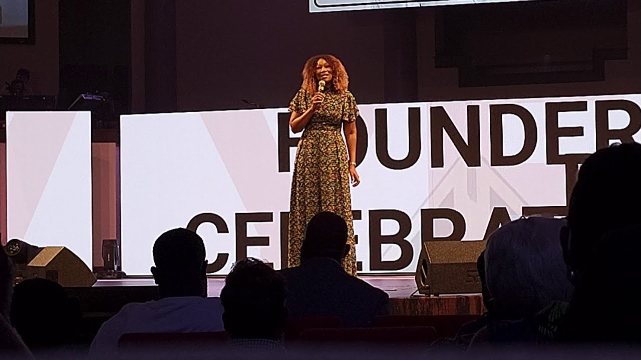 YOLANDA ADAMS Vocally Demolishes IN THE MIDST OF IT ALL @ Silverlake Church Founder's Day 2022