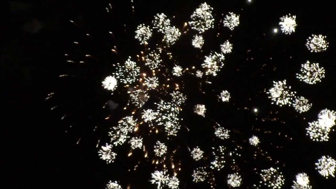 Happy New Year! Countdown to 2014 with Fireworks